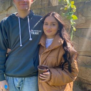 Meet your Posher, Caitlin